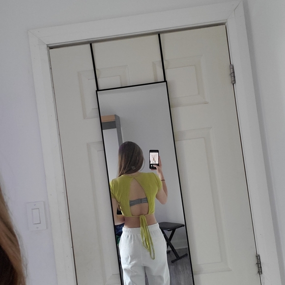 Croc top for Garage - Picture 2 of 2